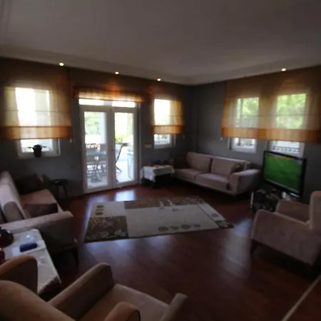 Villa Beren 公寓 费特希耶